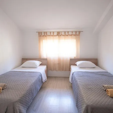 Luna Apartamento *